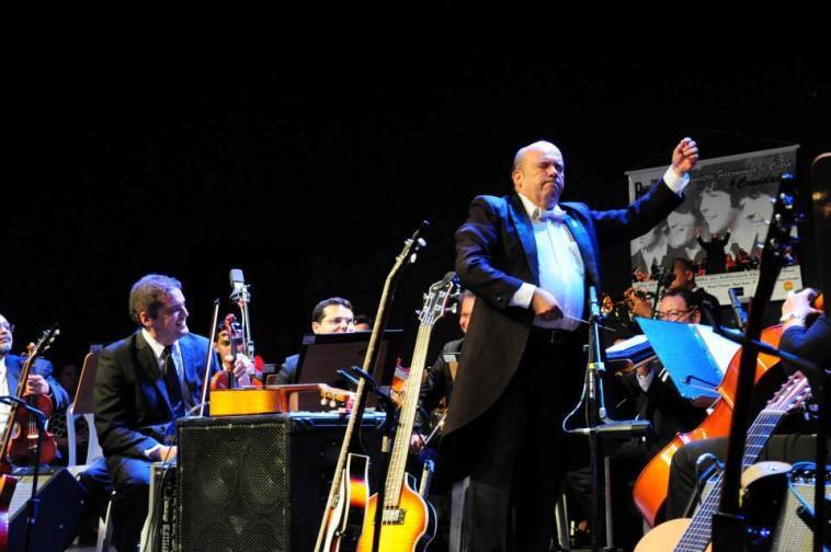 Orquestra Filarmônica faz tributo ao U2 no Teatro RioMar Fortaleza