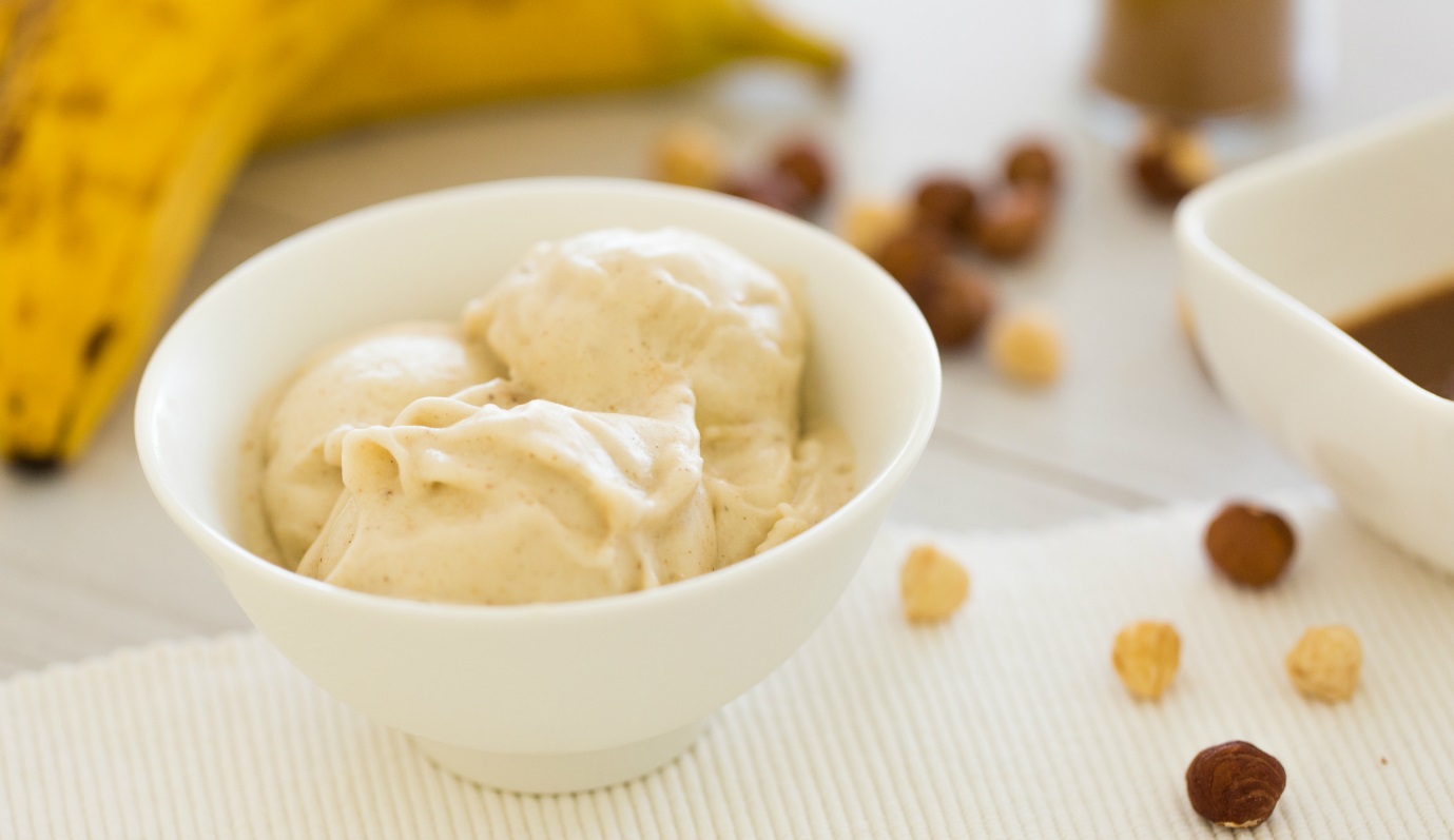 Aprenda a fazer sorvete de banana com casca usando apenas três ingredientes