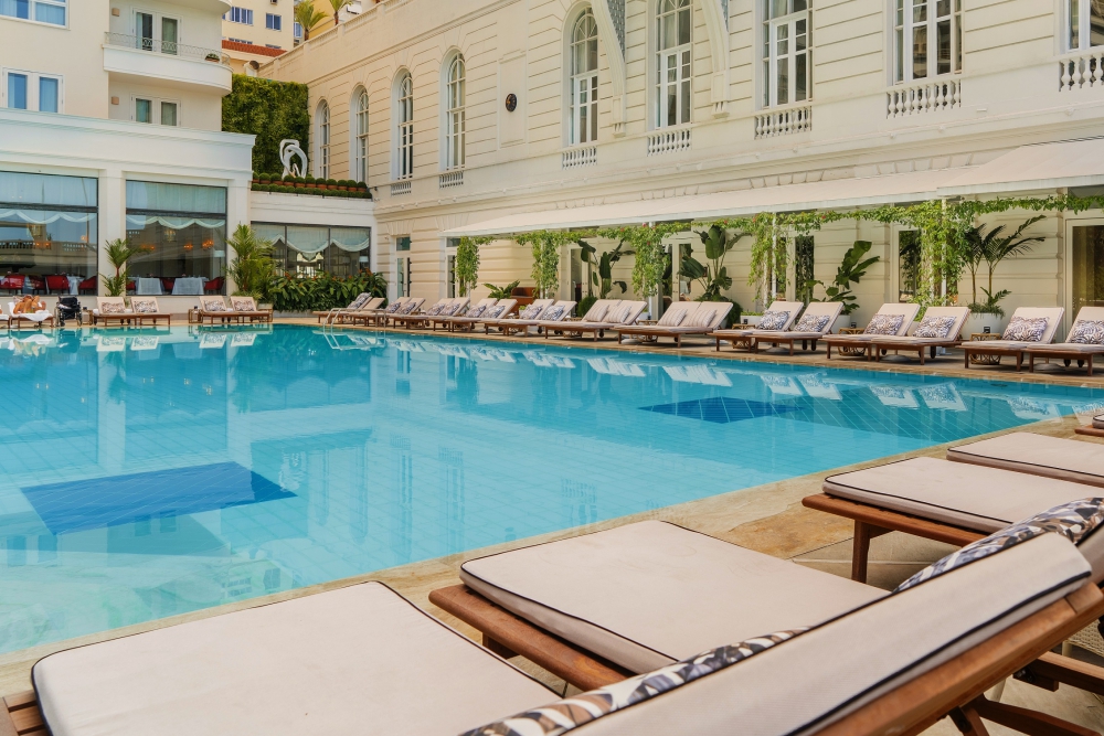 Copacabana Palace reabre com novos pacotes de hospedagem e app para agilizar interação entre hóspede e hotel