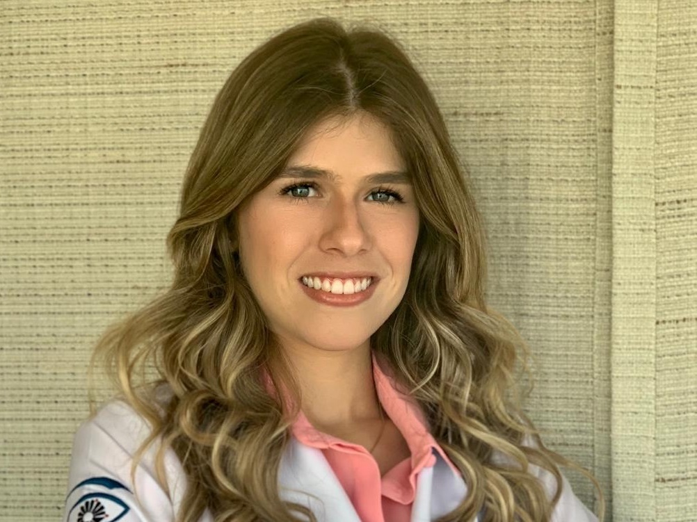 Ticiana De Francesco fala sobre especialização no Canadá com oftalmologista renomado