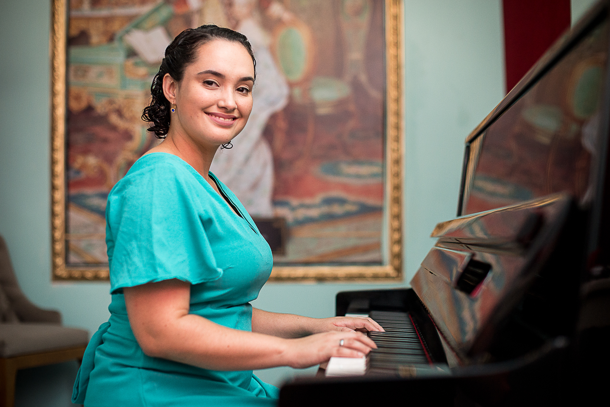 Conheça Raquel Martins, a musicista que encantou no Anjos do Natal 2020