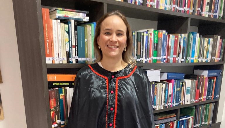 Fernanda Pacobahyba assume cadeira na Academia Cearense de Letras Jurídicas