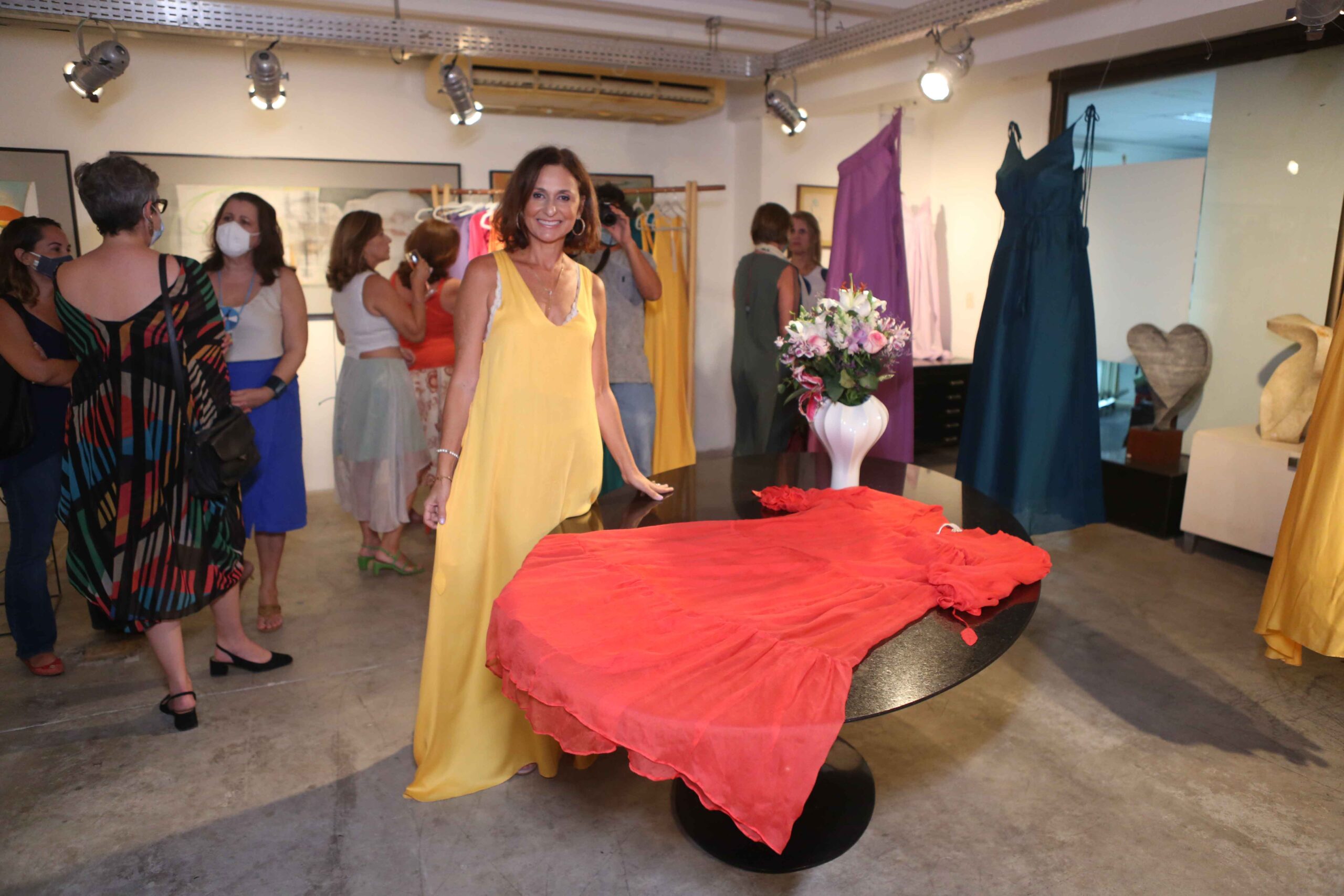 Ana Cristina Mendes lança Aná na Galeria Mariana Furlani; veja fotos