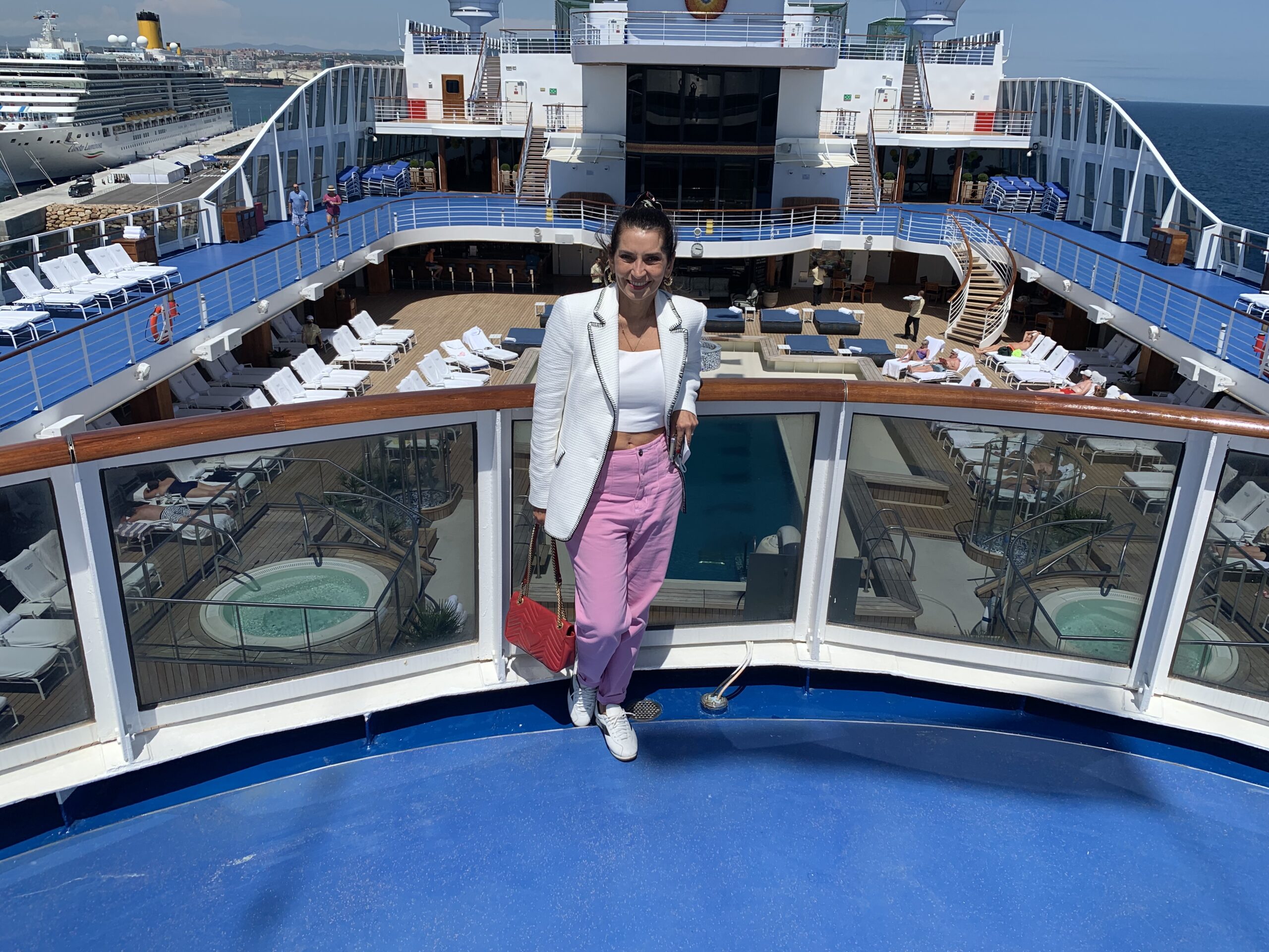 Márcia Travessoni se embarca en un crucero con destinos en el Mediterráneo