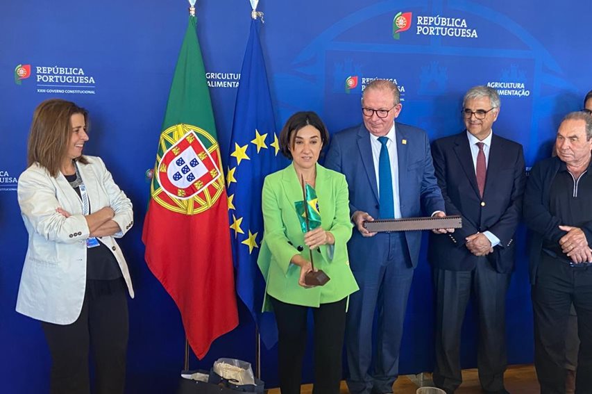 Ricardo Cavalcante discute ampliação das relações entre Brasil e Portugal em Lisboa