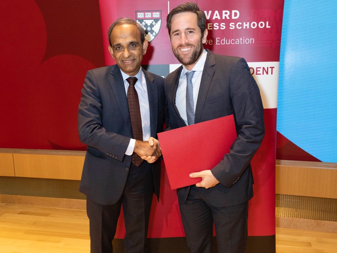 Rodrigo Frota se forma na Harvard Business School