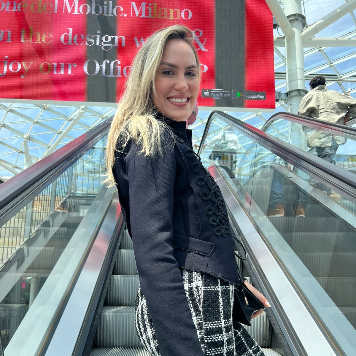 Em Milão, Rafaela Marrocos acompanha Salão do Móvel e lista as tendências prediletas