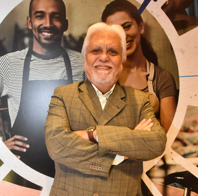 Espaço Ana Amélia recebe exposição com obras do arquiteto Joaquim Cartaxo