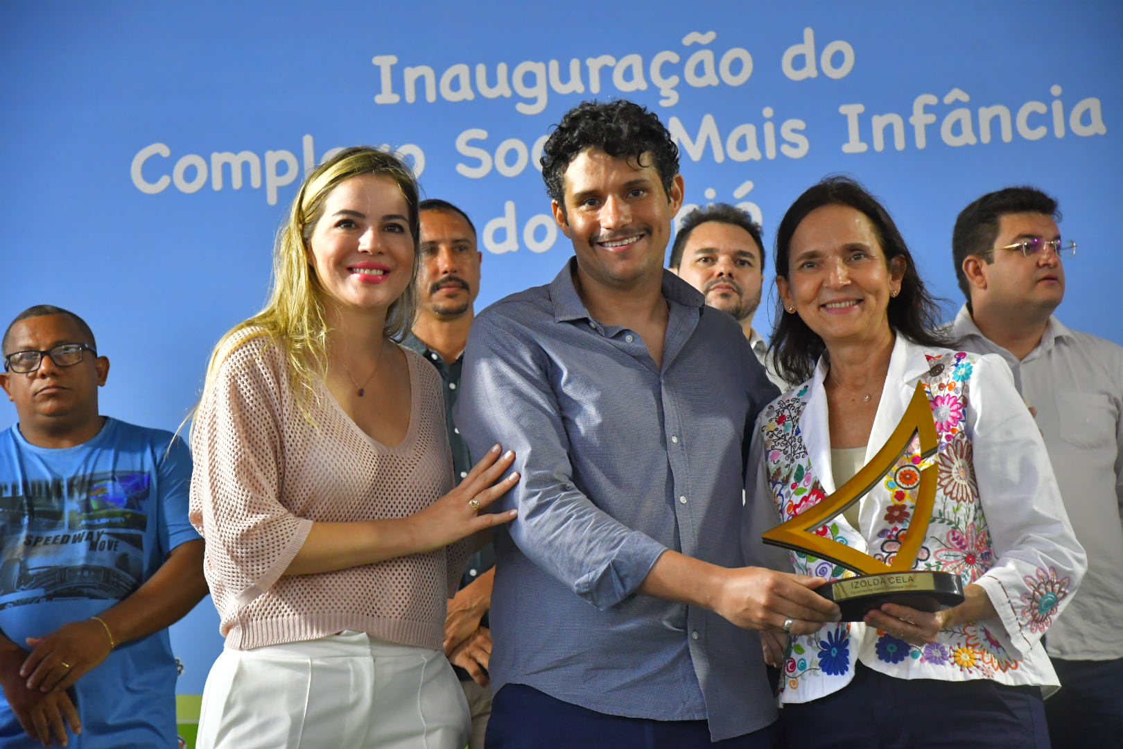 Governo do Ceará inaugura Complexo Social Mais Infância no bairro Curió
