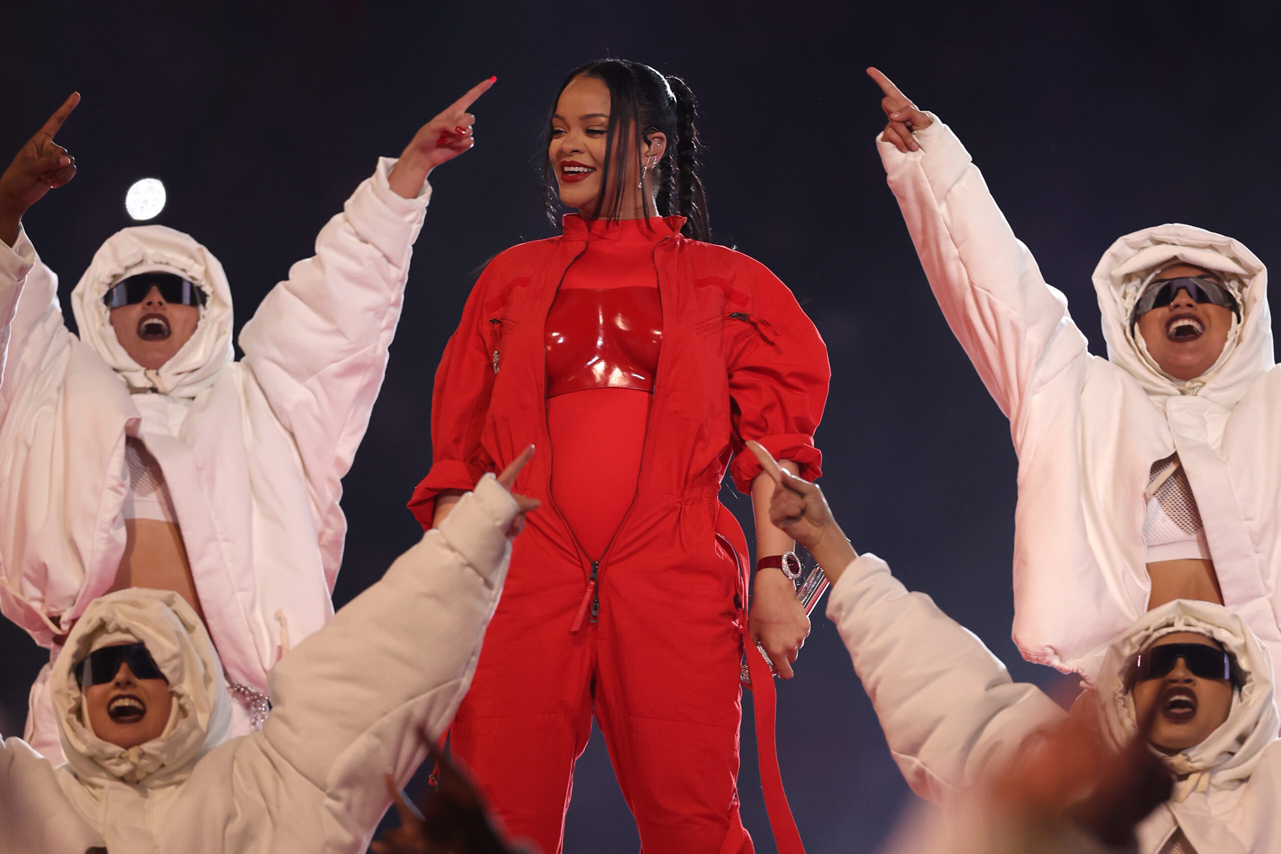 Rihanna no Super Bowl: confira os destaques do retorno da diva pop