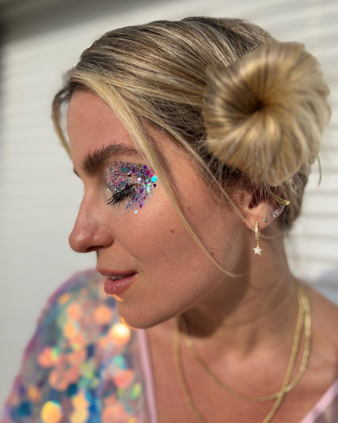 Larissa Proença dá dicas de maquiagem para ‘brilhar no Carnaval’