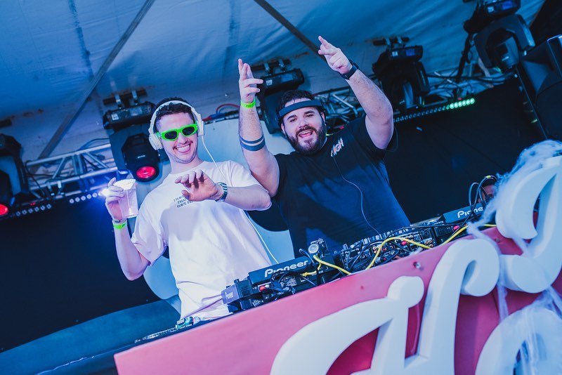 WarmUP no Praiow traz line-up especial com vários DJs