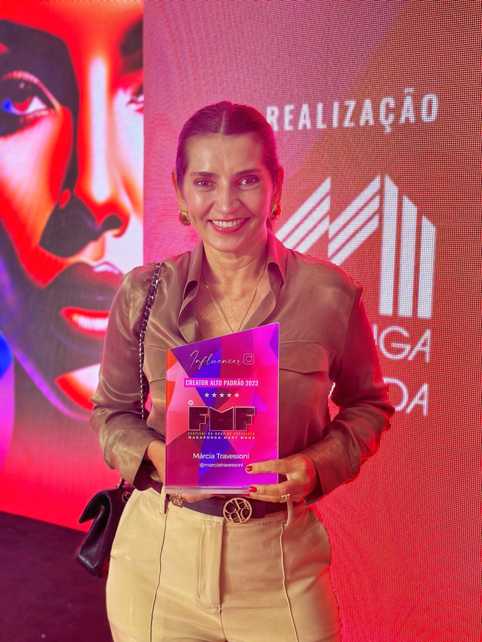 Márcia Travessoni recebe prêmio ‘Creator Alto Padrão’ na 40ª edição do FMF
