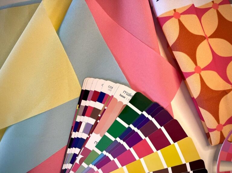 Como a colorimetria pode te ajudar na hora de comprar roupas