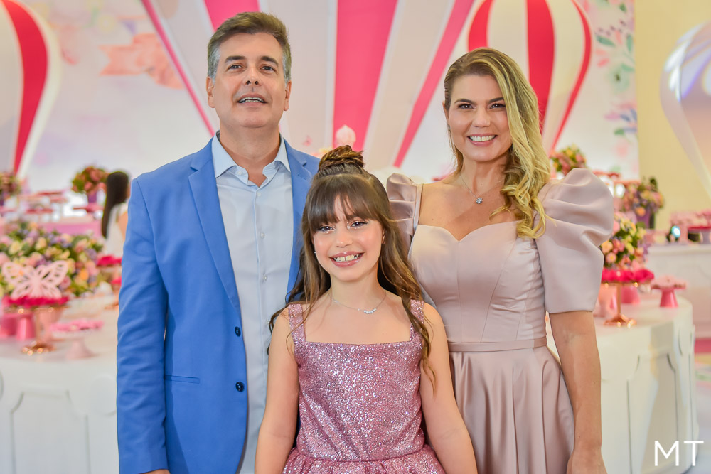 Lili Meyra e Alexandre Pereira celebram 10 anos da filha Lelê