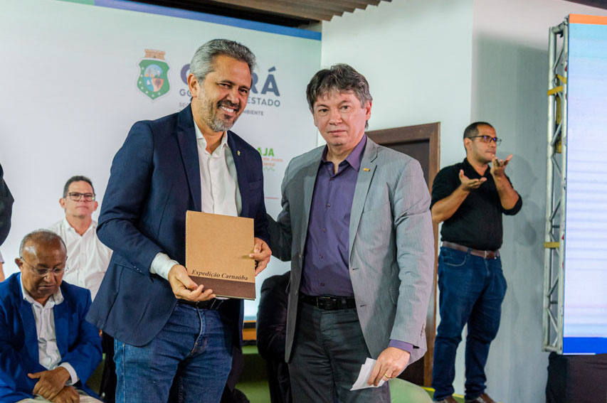Edgar Gadelha, diretor financeiro da Fiec, recebe Prêmio Ambientalista Joaquim Feitosa
