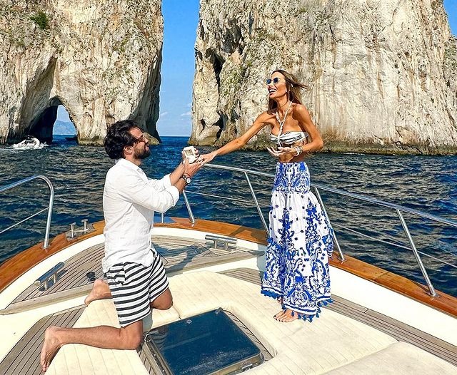 Fernanda Sena é pedida em casamento em viagem à Ilha de Capri, na Itália