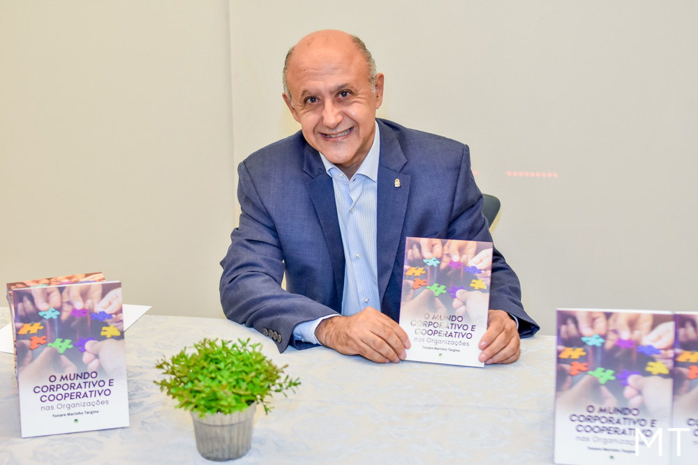 Yunare Marinho lança livro ‘O Mundo Corporativo e Cooperativo nas Organizações’ na Fiec
