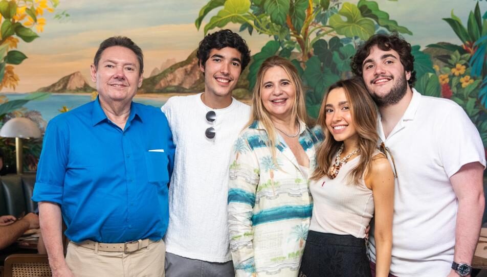 Morgana Dias Branco celebra 60 anos no Rio de Janeiro ao lado da família e amigos queridos