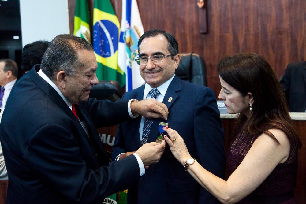 Câmara de Fortaleza concede Medalha do Mérito Jurídico Municipal a Jardson Saraiva Cruz
