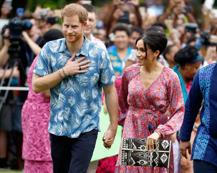 Príncipe Harry e Meghan Markle viajam para o Caribe e afastam rumores de divórcio