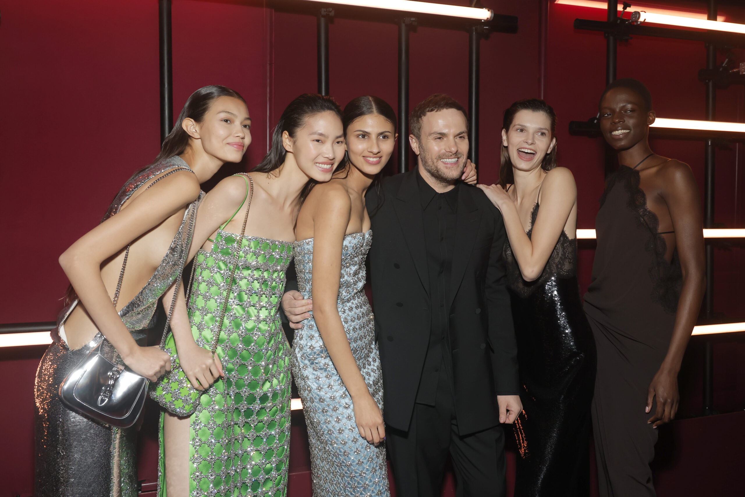 Sabato De Sarno lança linha de eveningwear em evento da Gucci em Los Angeles