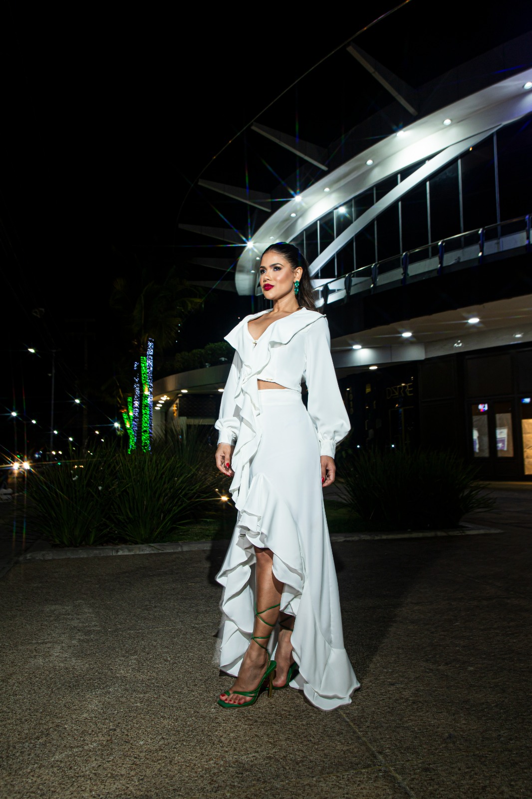 Influencer Thais Leia lança segunda collab fashion inspirada no empoderamento feminino