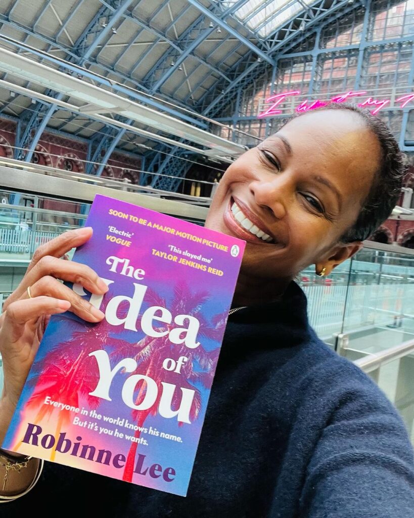 Robinne Lee, autora do livro "Uma Ideia de Você" 