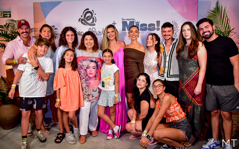 ‘De Repente, Miss’: Fabiana Karla e elenco realizam pré-estreia do filme no Beach Park