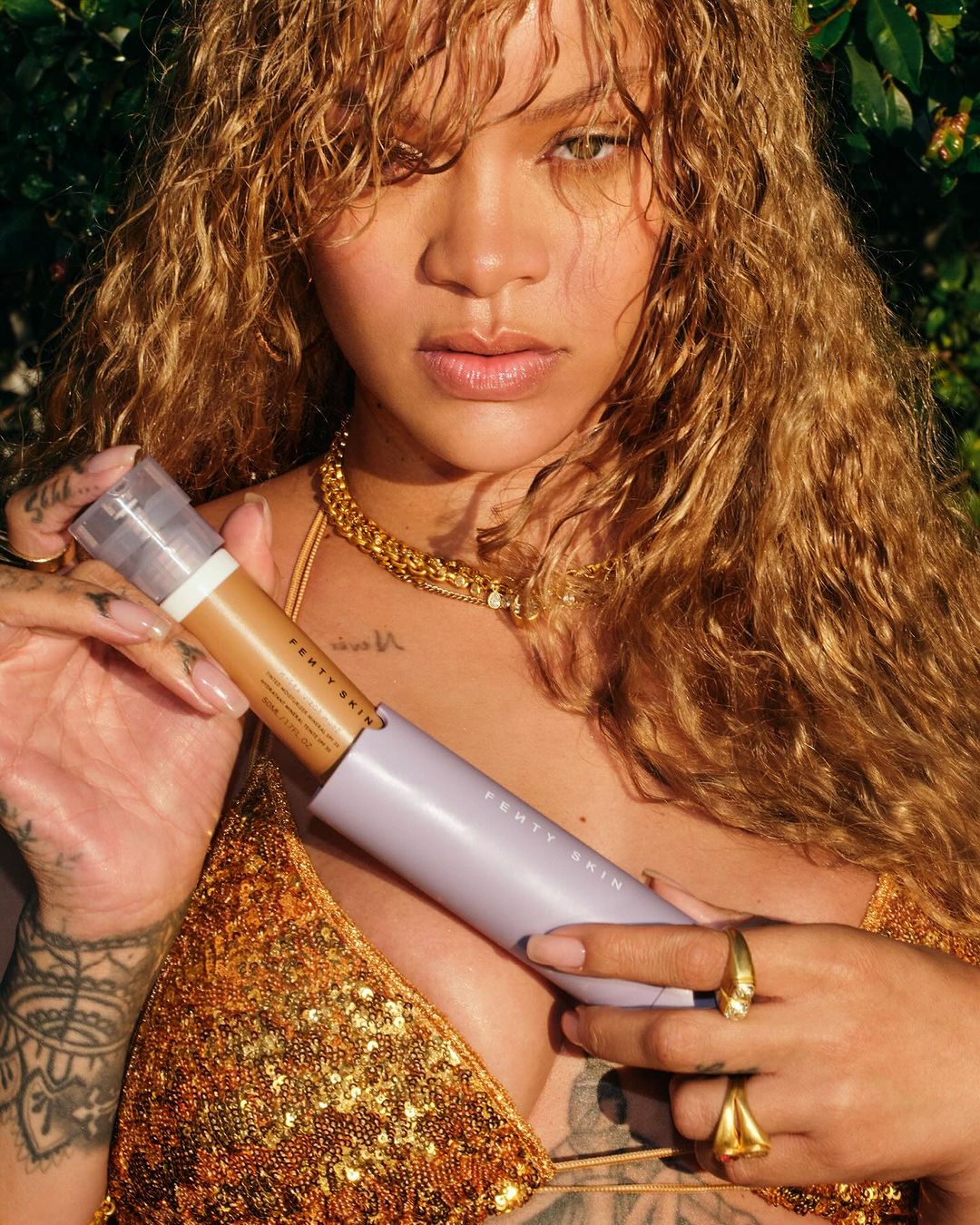 Marca de Rihanna, Fenty Skin lança hidratante com cor e proteção solar