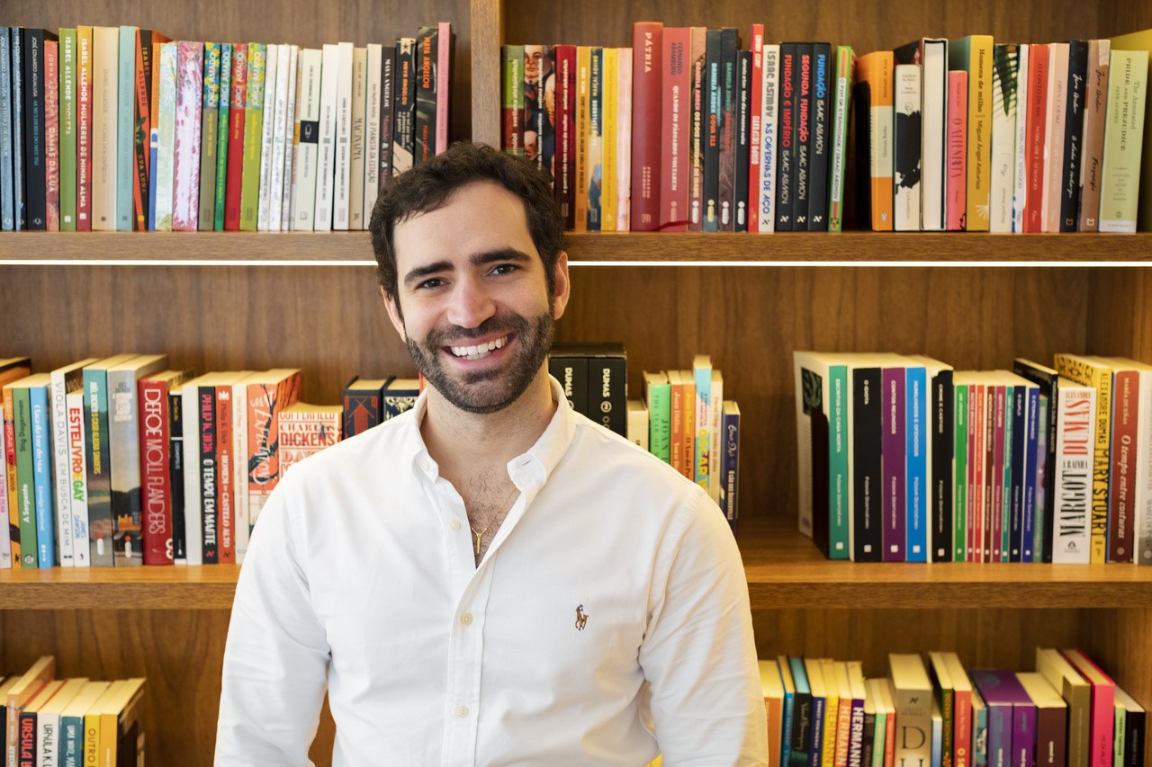 Sucesso no Instagram, Pedro Pacífico participa do 2º Festival RioMar de Literatura