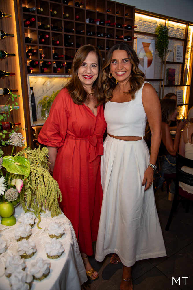 Márcia Travessoni celebra aniversário com almoço intimista em Fortaleza