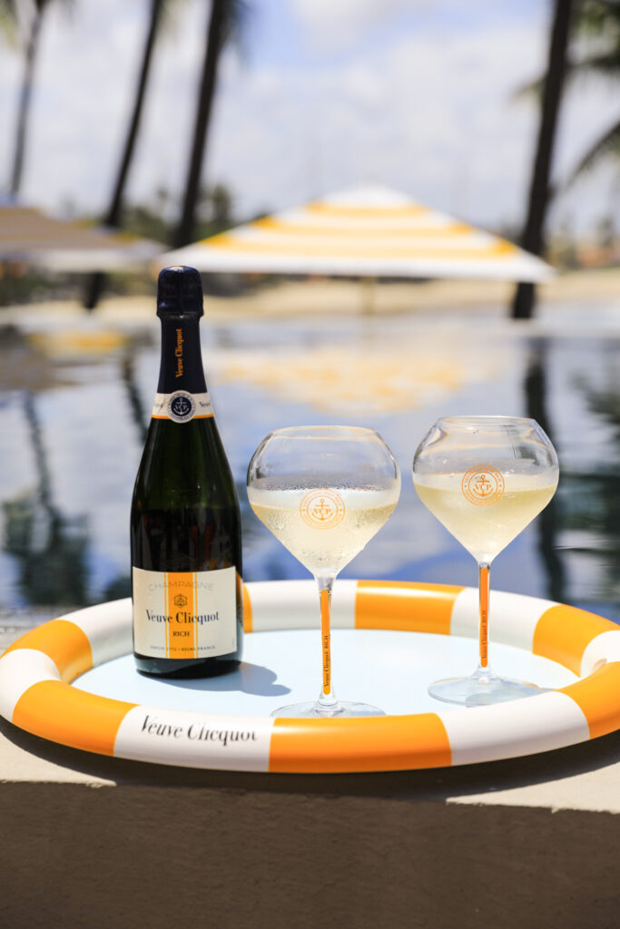 Veuve Clicquot inaugura primeiro Sun Club do Brasil no Carmel Taíba, no Ceará
