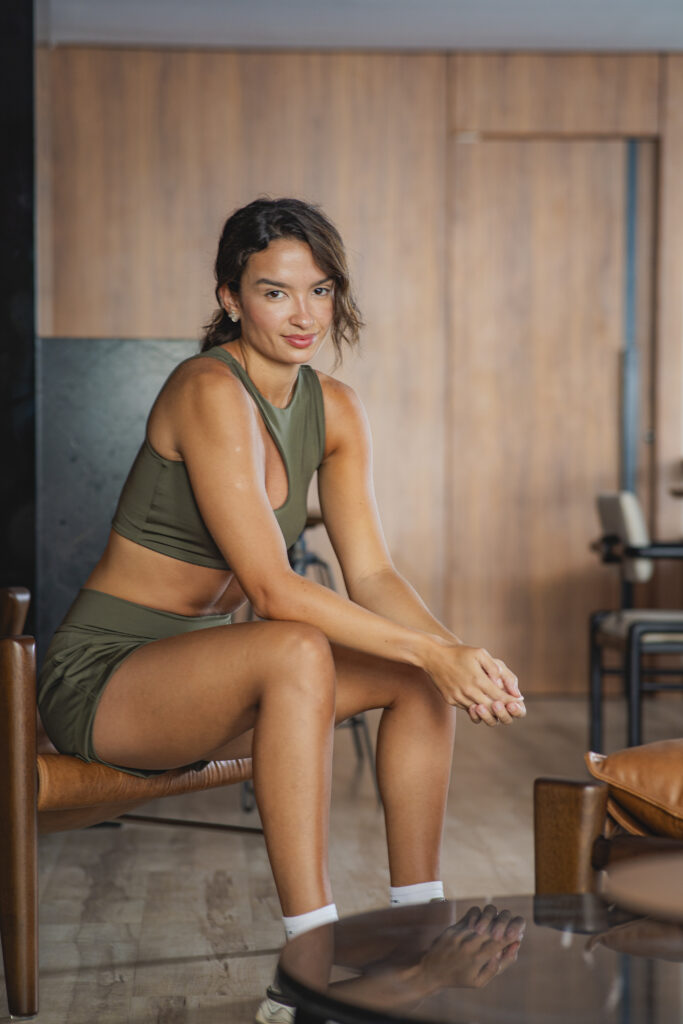 Mari Araripe consolida sua marca como influenciadora e empresária no mercado