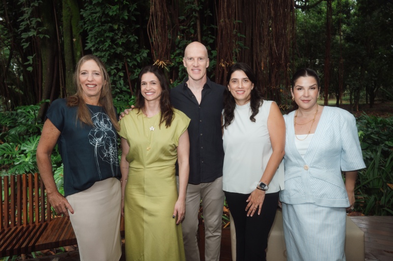 Holding Clube reúne executivos para lançamento do 1º catálogo de premiação com neutralização de carbono