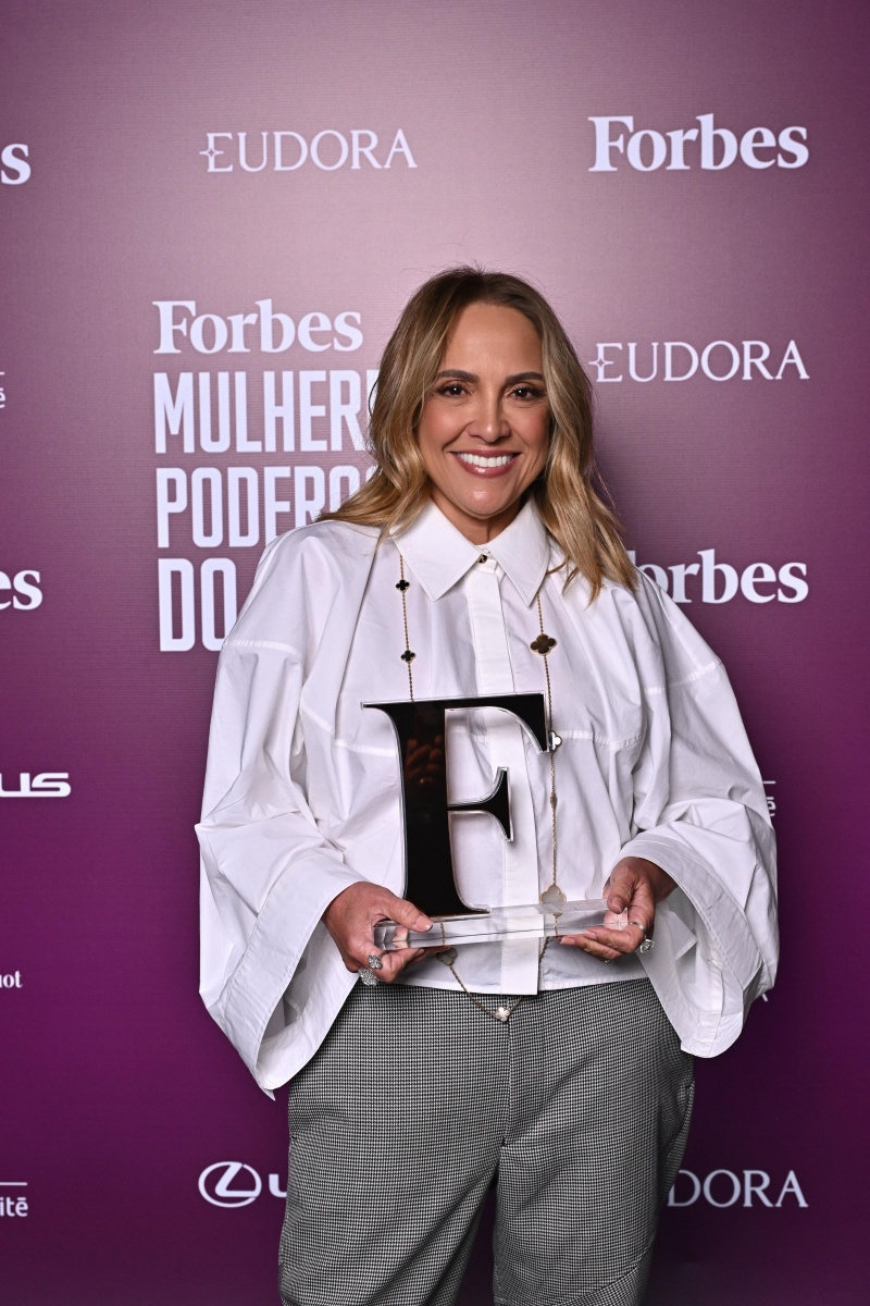 Liana Thomaz, da Água de Coco, celebra inclusão na lista das Mulheres Mais Poderosas do Brasil