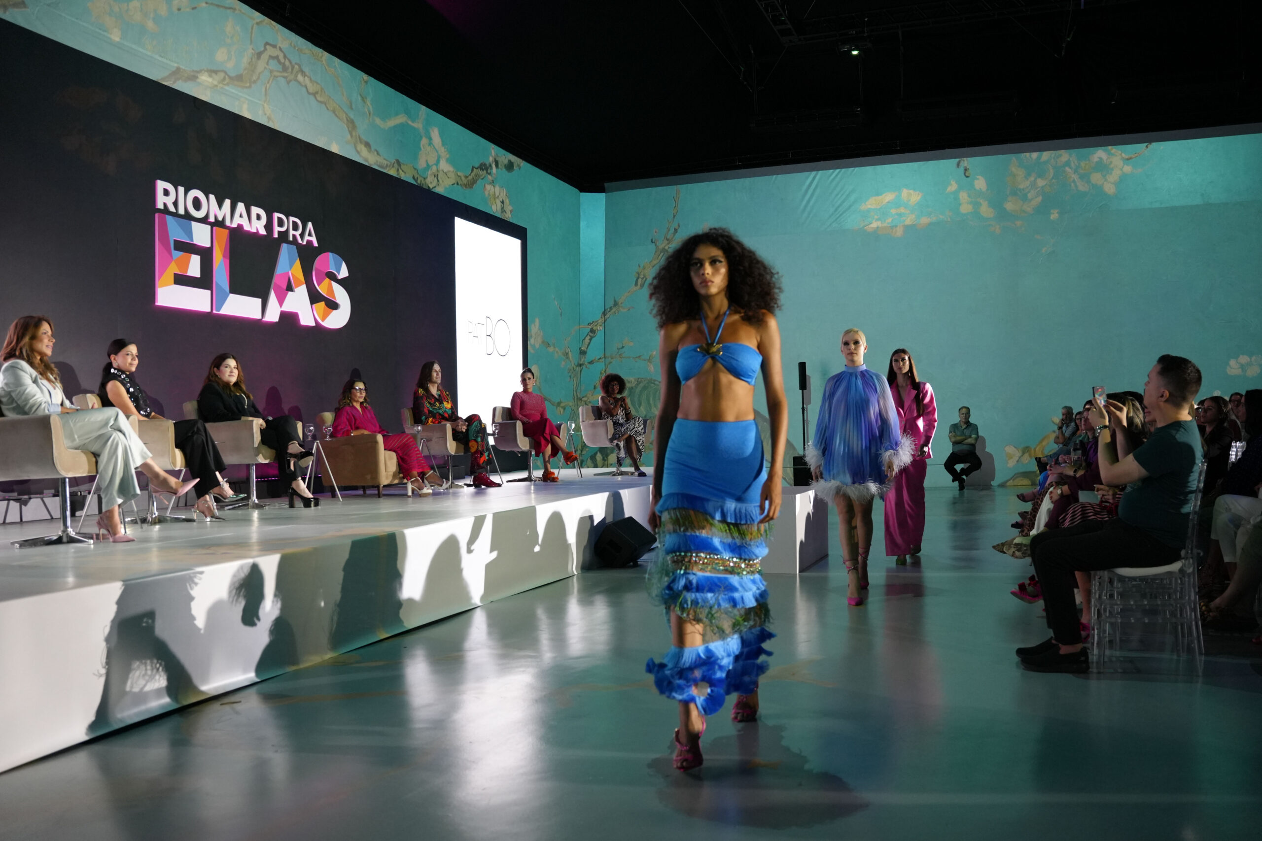 RioMar Pra Elas: segunda edição une moda e arte na Juca Máximo Gallery 