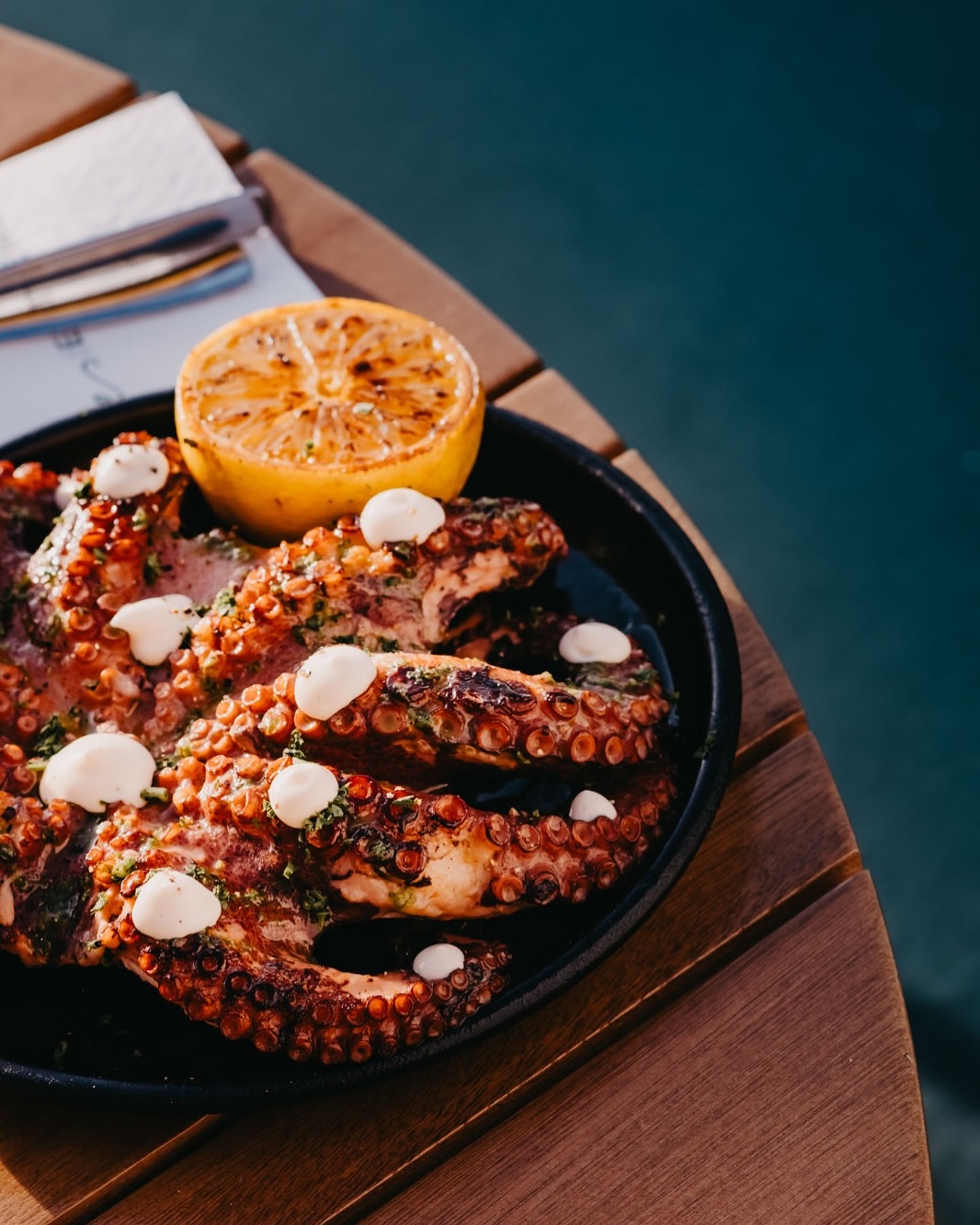 Restaurante Week 2025: Esttaleiro estreia com cardápio especial à beira-mar