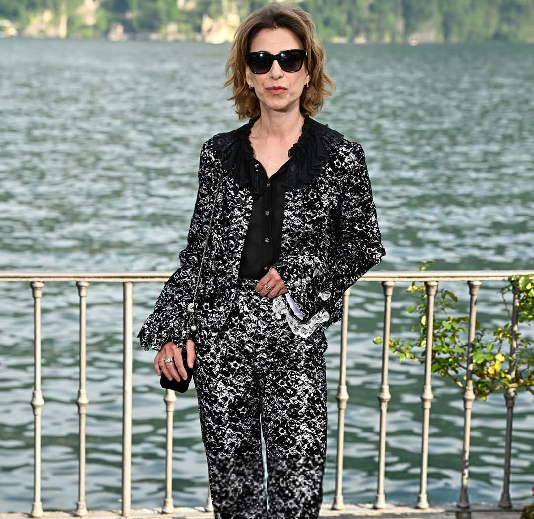 Fernanda Torres marca presença em desfile Cruise 25/26 da Chanel