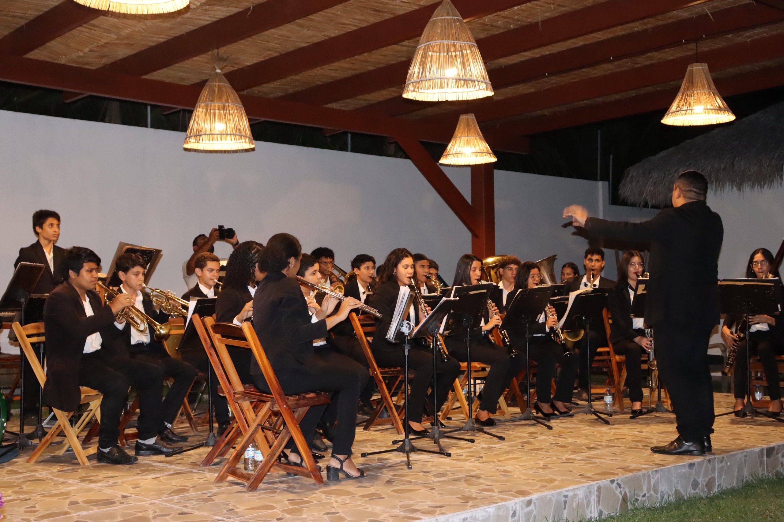 Cineteatro São Luiz recebe concerto gratuito da Orquestra de Sopros de Pindoretama