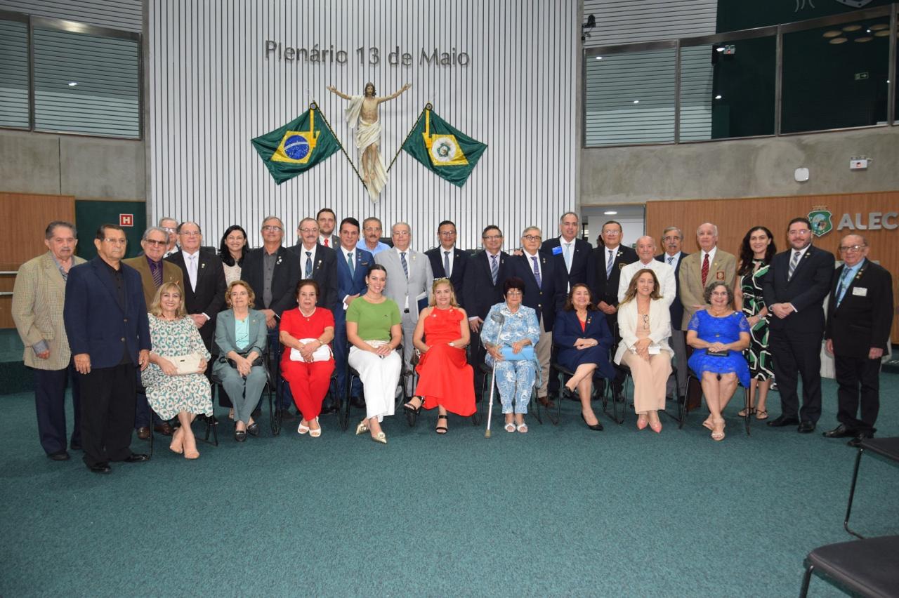 Sessão solene na ALECE celebra os 120 anos do Rotary International