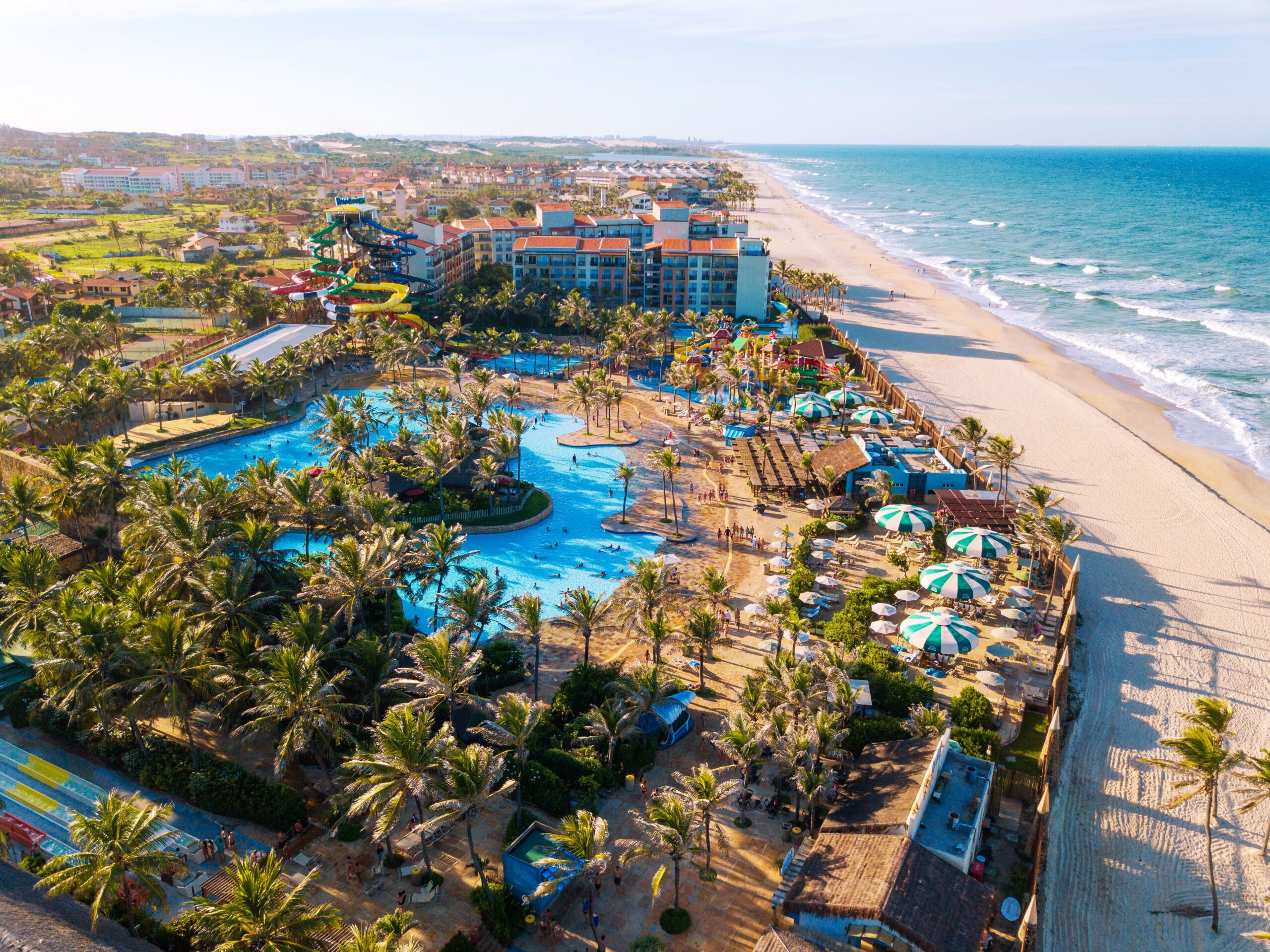 Beach Park celebra compensação de 3 mil toneladas de carbono em 2024