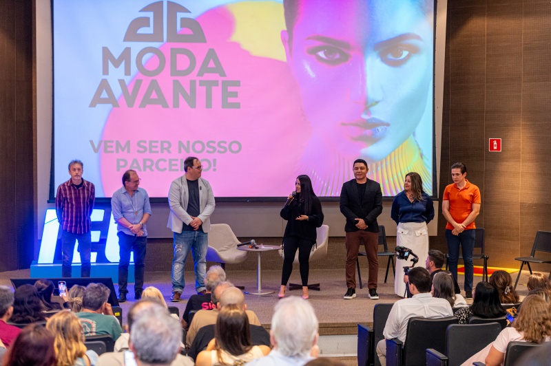 Seminário ‘Vitrine Tecnológica – Moda Avante’ debate rumos do setor 