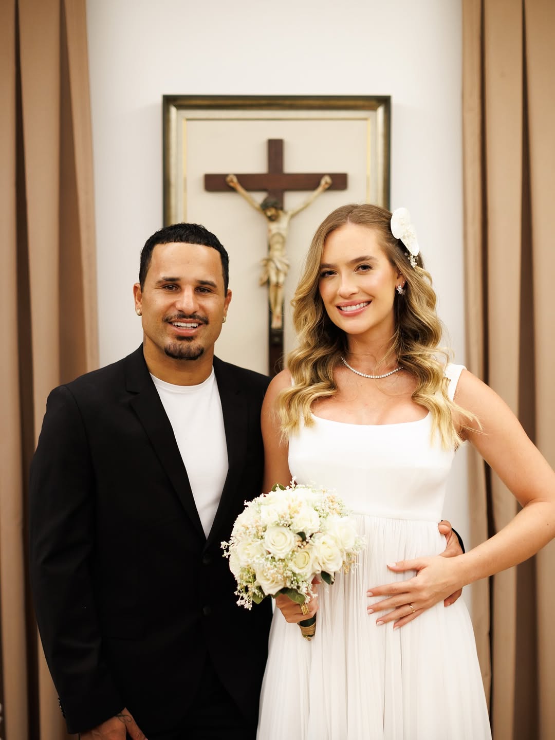 Amor oficializado: Ítalo Ferreira e Sofia Larocca se casam antes da chegada do primeiro filho