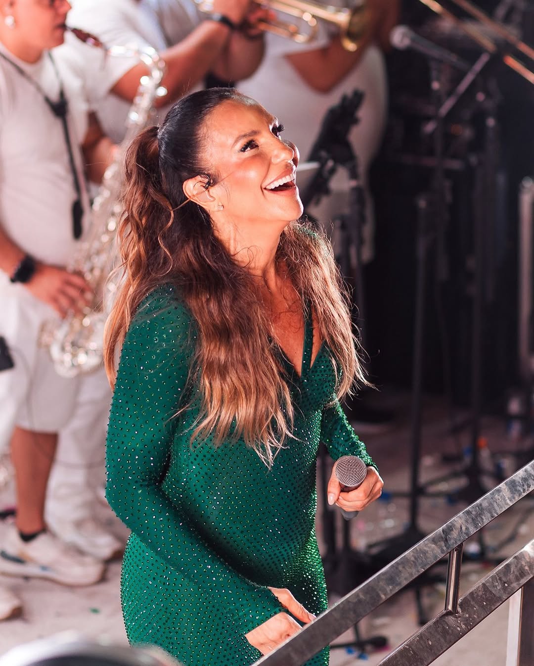 Casa Vilari recebe a cantora Ivete Sangalo durante sua passagem pelo Fortal