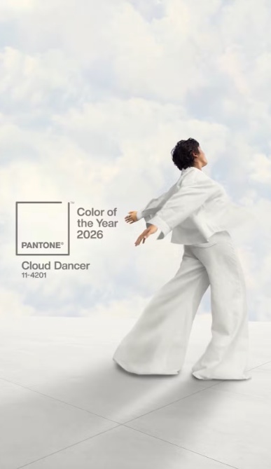 Pantone revela ‘Cloud Dancer’ como Cor do Ano de 2026
