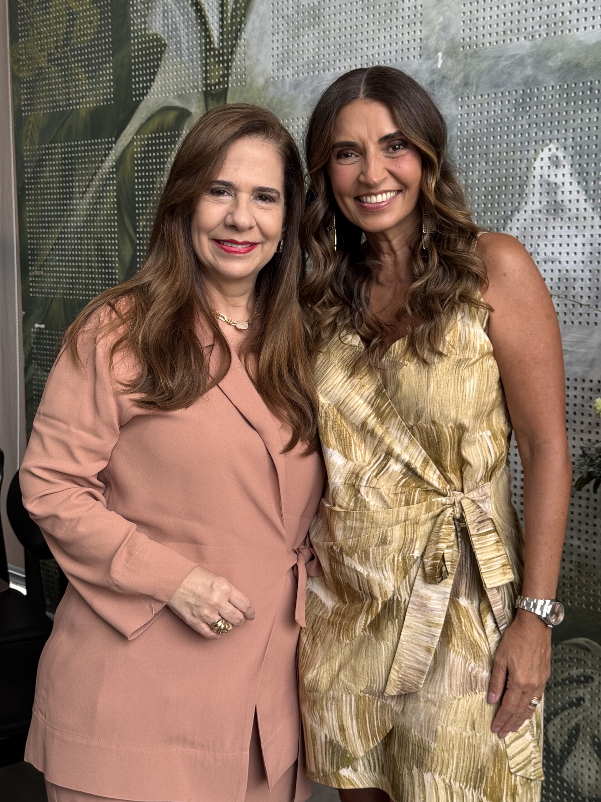 Márcia Travessoni comemora nova idade em almoço no Baretta 