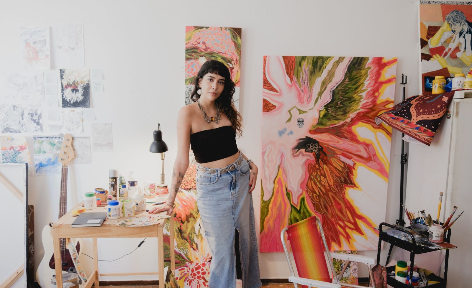 ‘Um Corpo em Estado de Explosão’: últimos dias da mostra da artista Camila Sombra