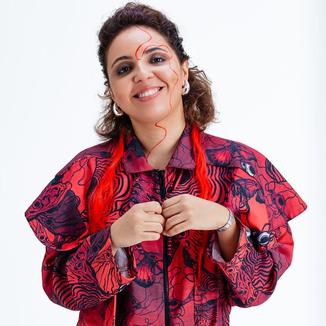 Vila Azul do Mar realiza show gratuito com  cantora Luh Lívia