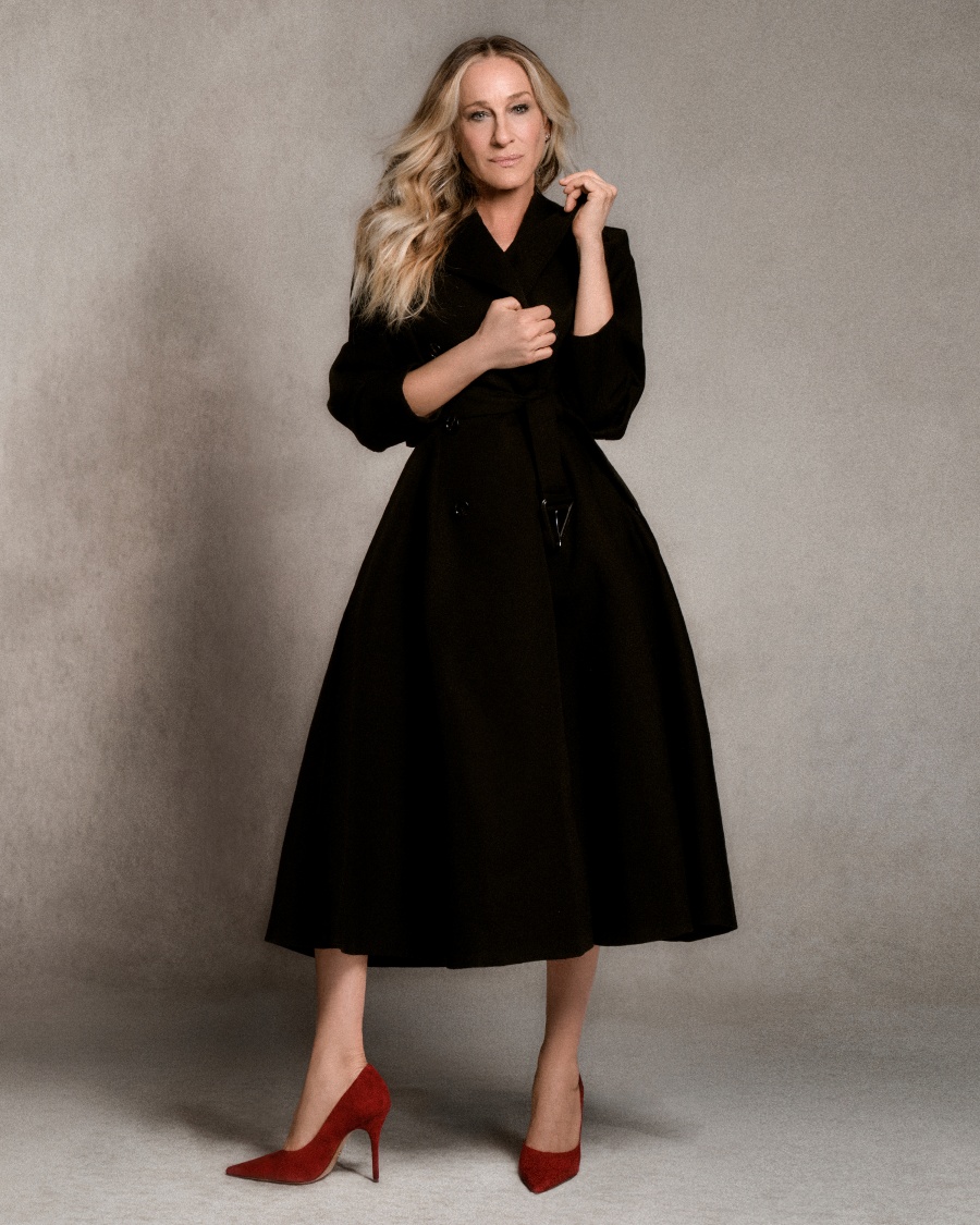 Arezzo lança novo capítulo com Sarah Jessica Parker e aposta no scarpin